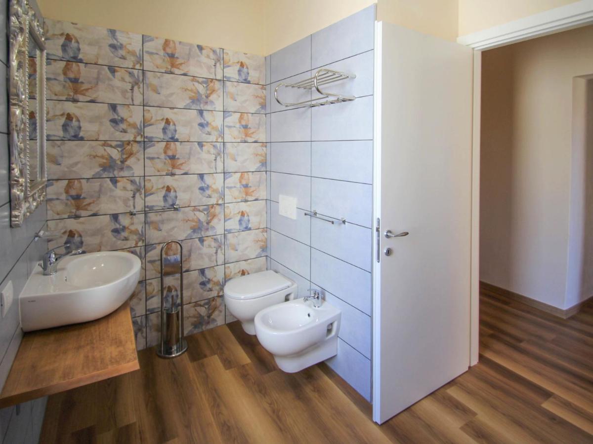 Apartment Verde By Interhome Porto Valtravaglia Kültér fotó