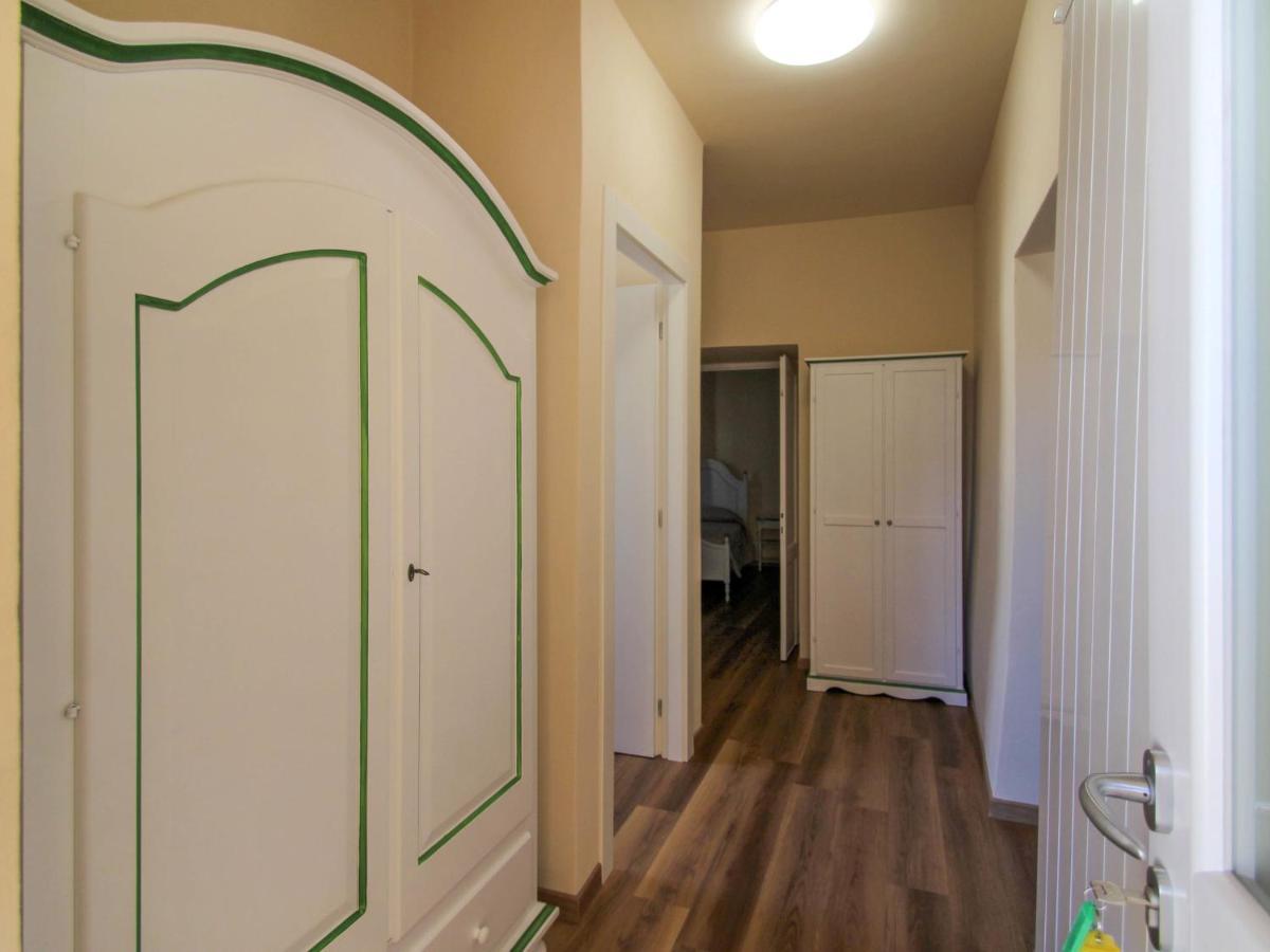 Apartment Verde By Interhome Porto Valtravaglia Kültér fotó